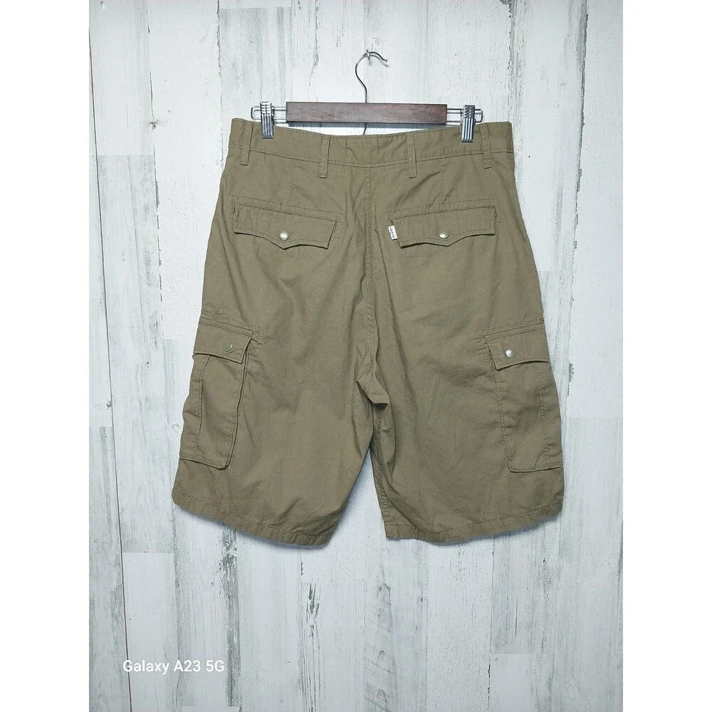 Levi's Size 31 Brown Cargo Shorts